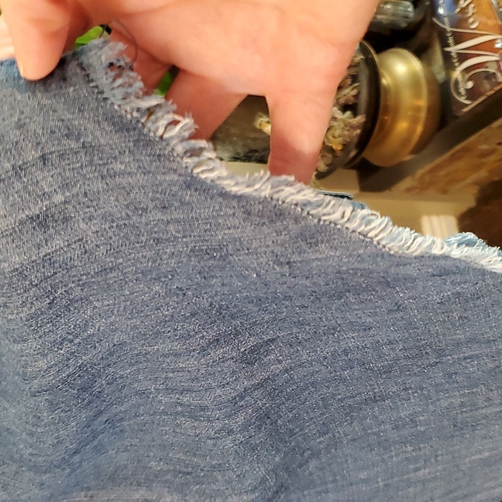 Rails Renee Raw Hem Dark Vintage Blue Chambray Denim Button Down sz S - Picture 6 of 16